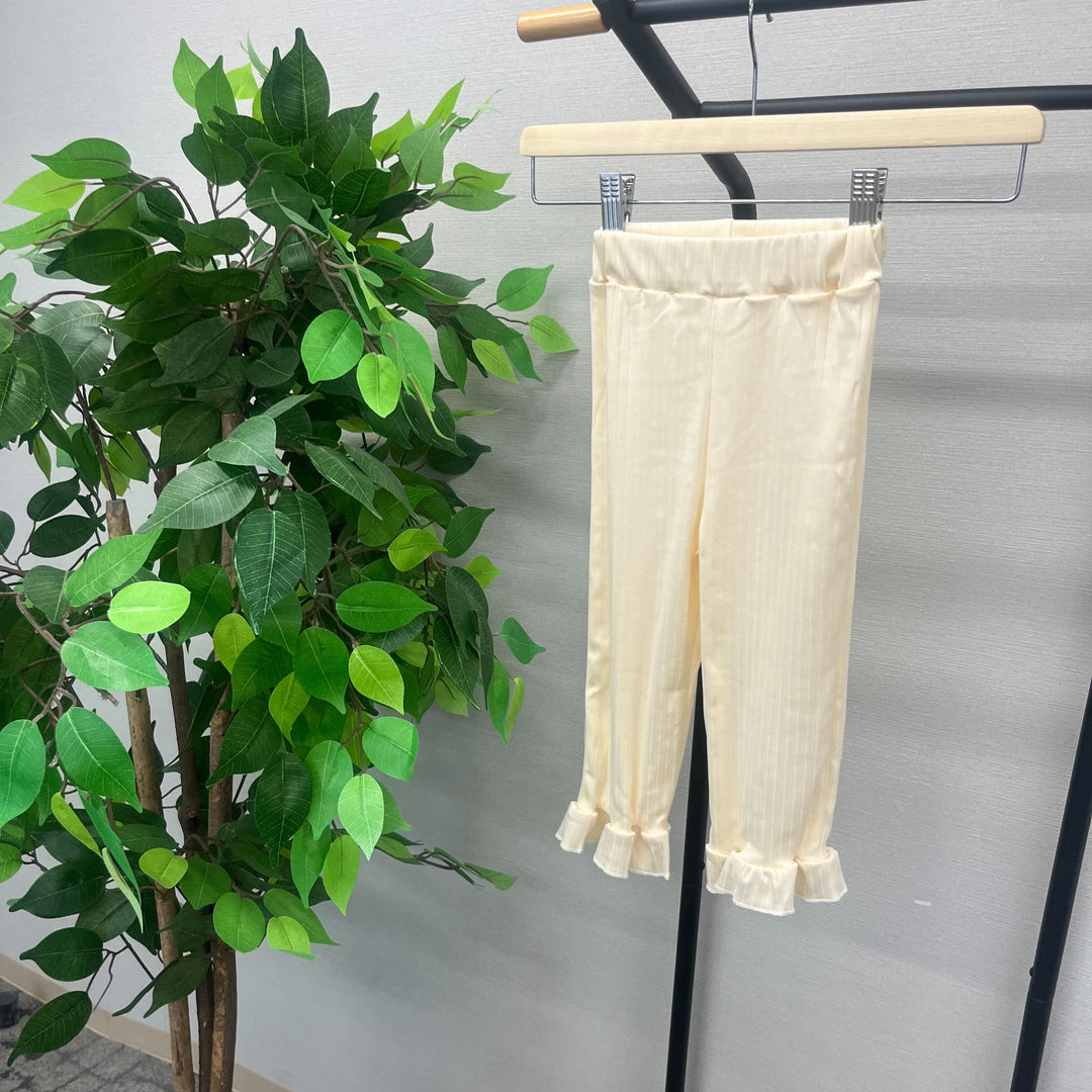 【即納※3-5営業日程度で発送予定】【サイズ：100】フリルヘムリブセットアップ