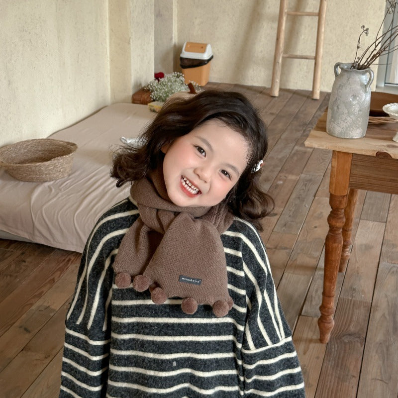 ポンポンデザインマフラー