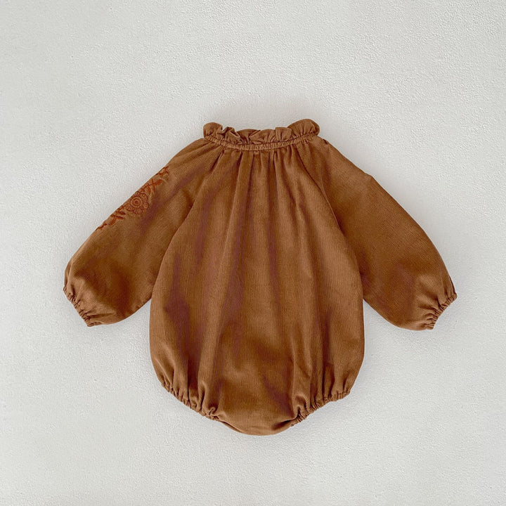 【73-90】袖刺繍長袖ロンパース