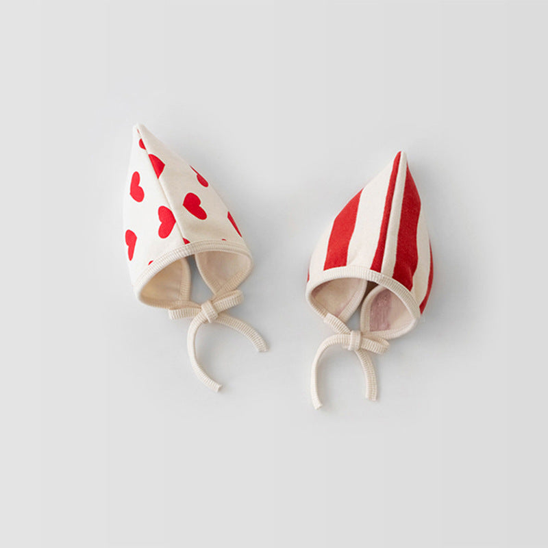 【73-90】帽子付きサンタモチーフ長袖ロンパース