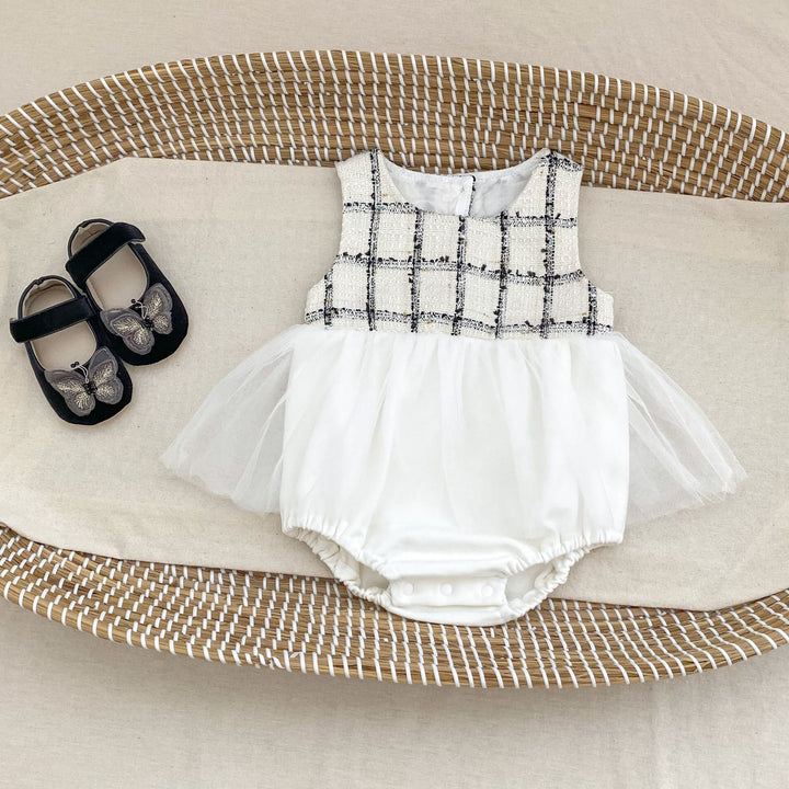 【73-100】ノースリーブチュールロンパース