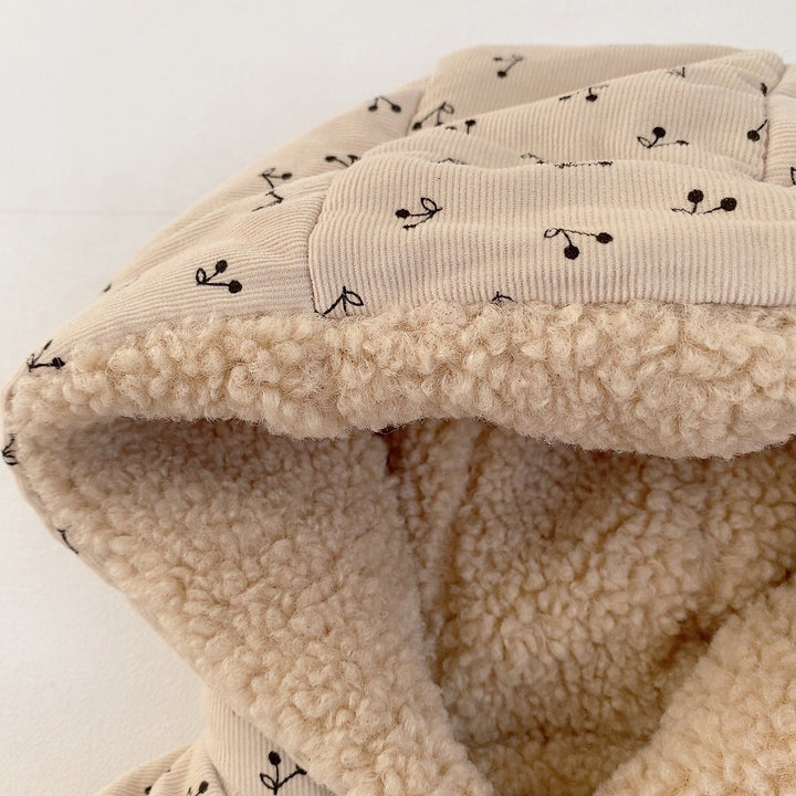 【73-90】パターンプリントフーディーロンパース