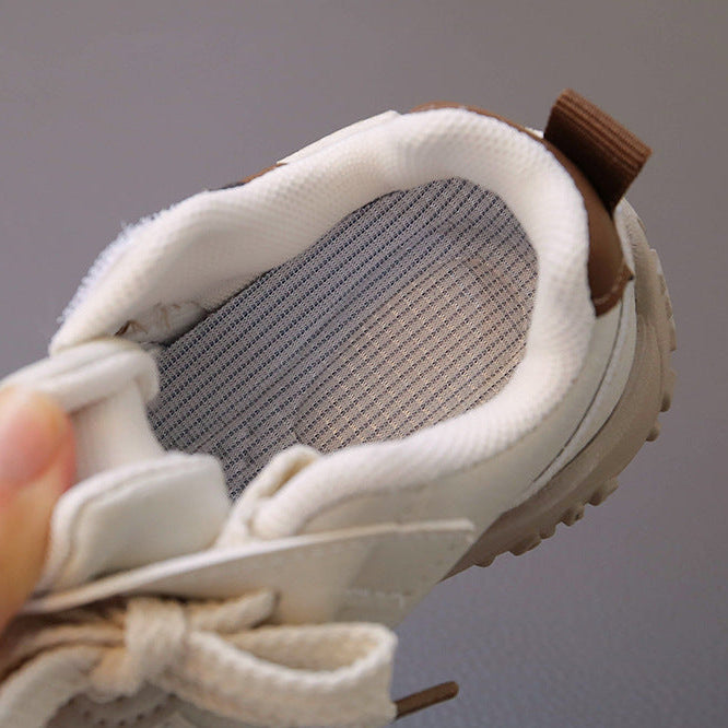 【13.5-18.5】ラインデザインカジュアルスニーカー