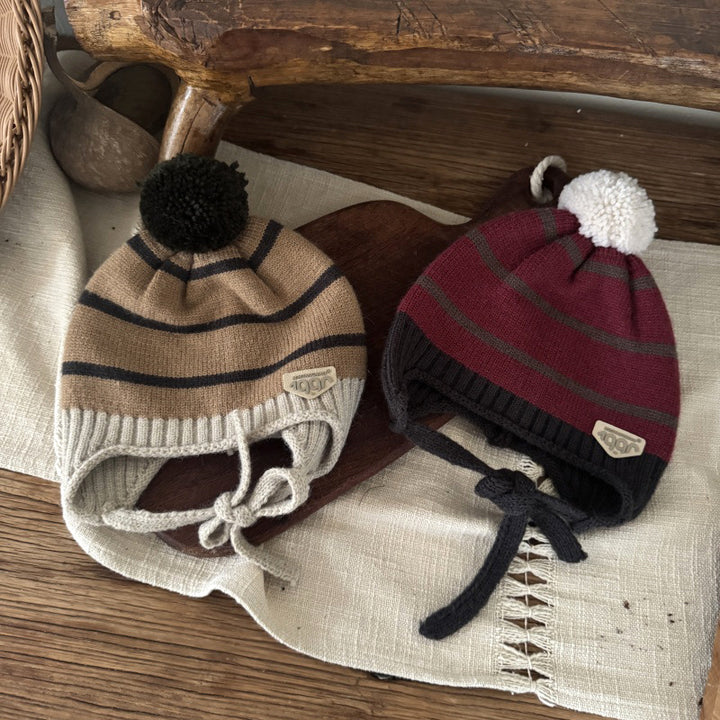 【48-52cm】あご紐付きボーダーニット帽
