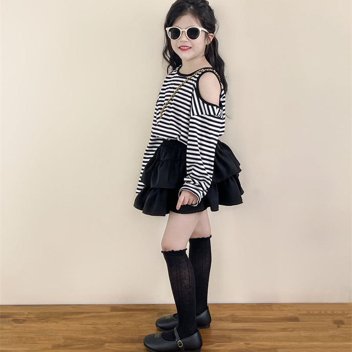 【90-140】ボーダー肩開きトップス