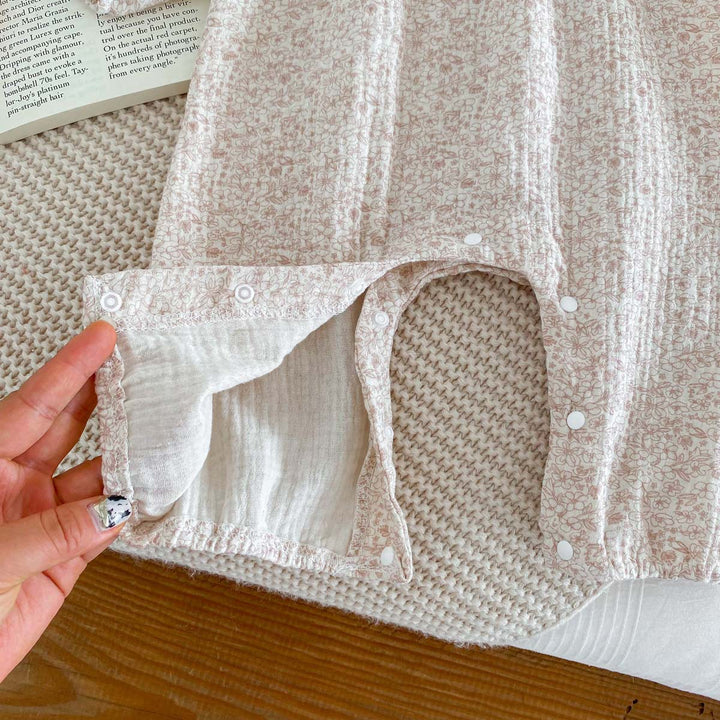 【73-90】ラッフルカラー小花柄ロンパース