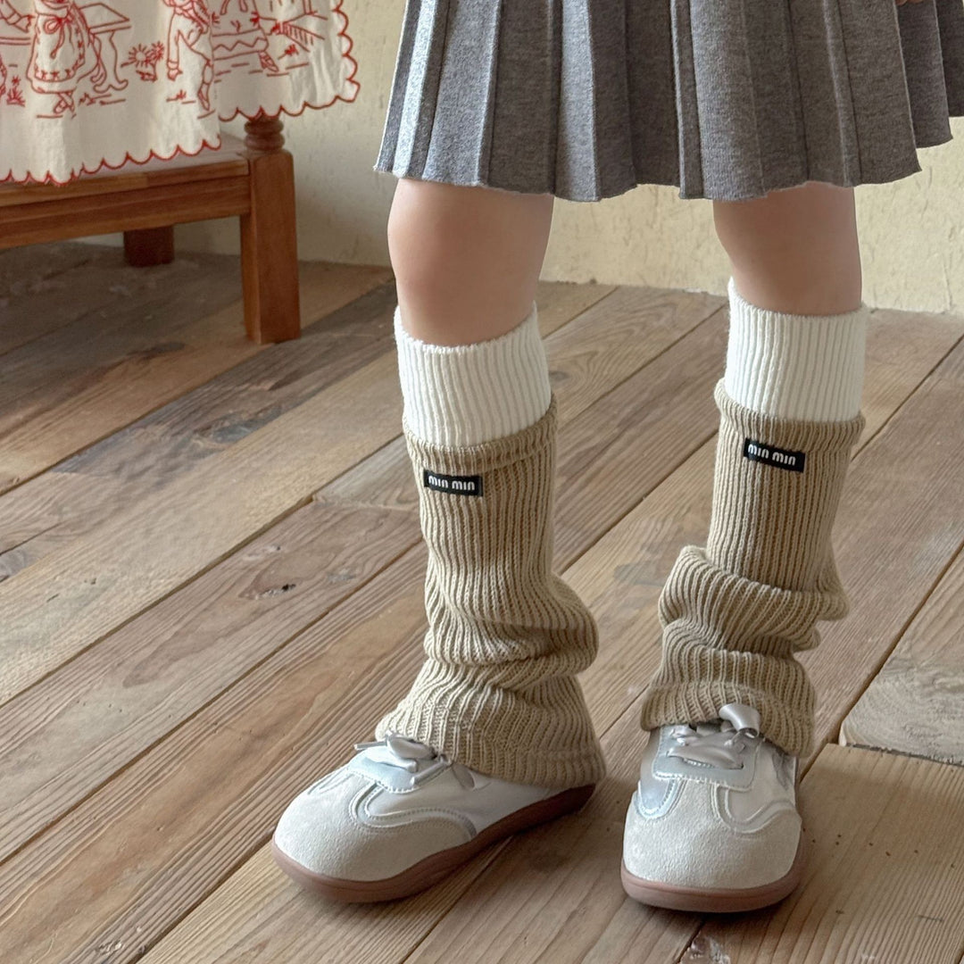 レイヤード風レッグウォーマー