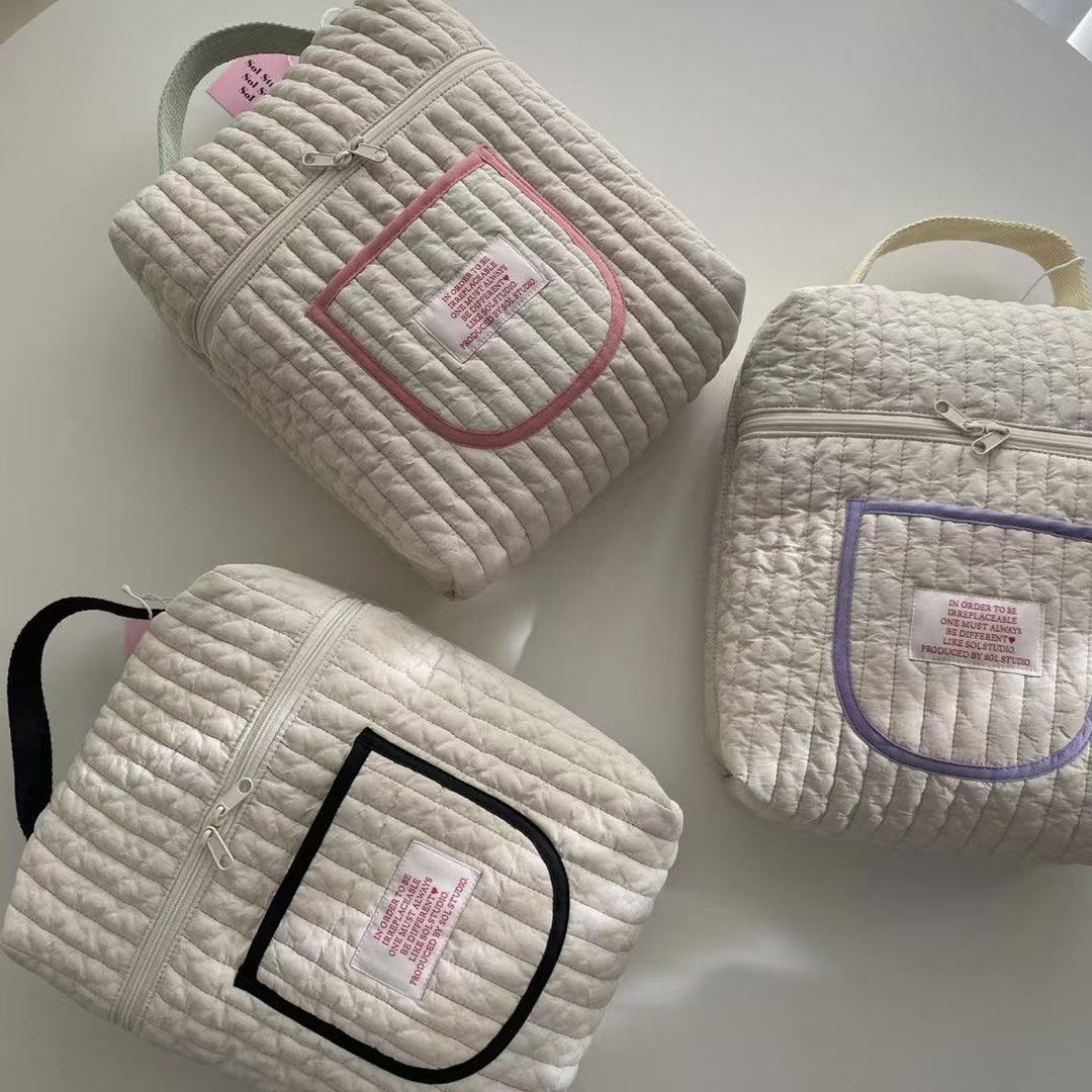 フロントポケットキルティングバッグ