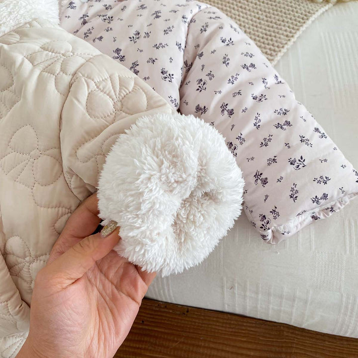 【73-100】リボンフード付きあったかジャケット