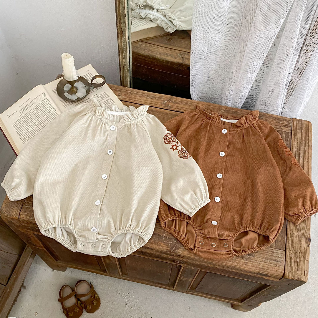 【73-90】袖刺繍長袖ロンパース