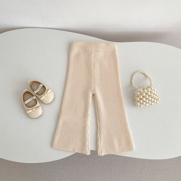 【73-100】シンプルニットフレアパンツ