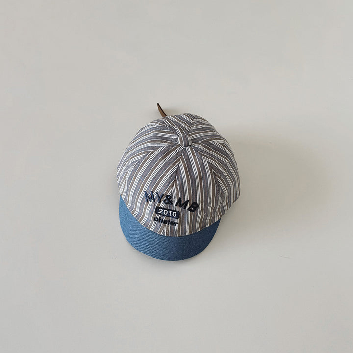 【46-49cm】ロゴデザイン総柄ベビーキャップ