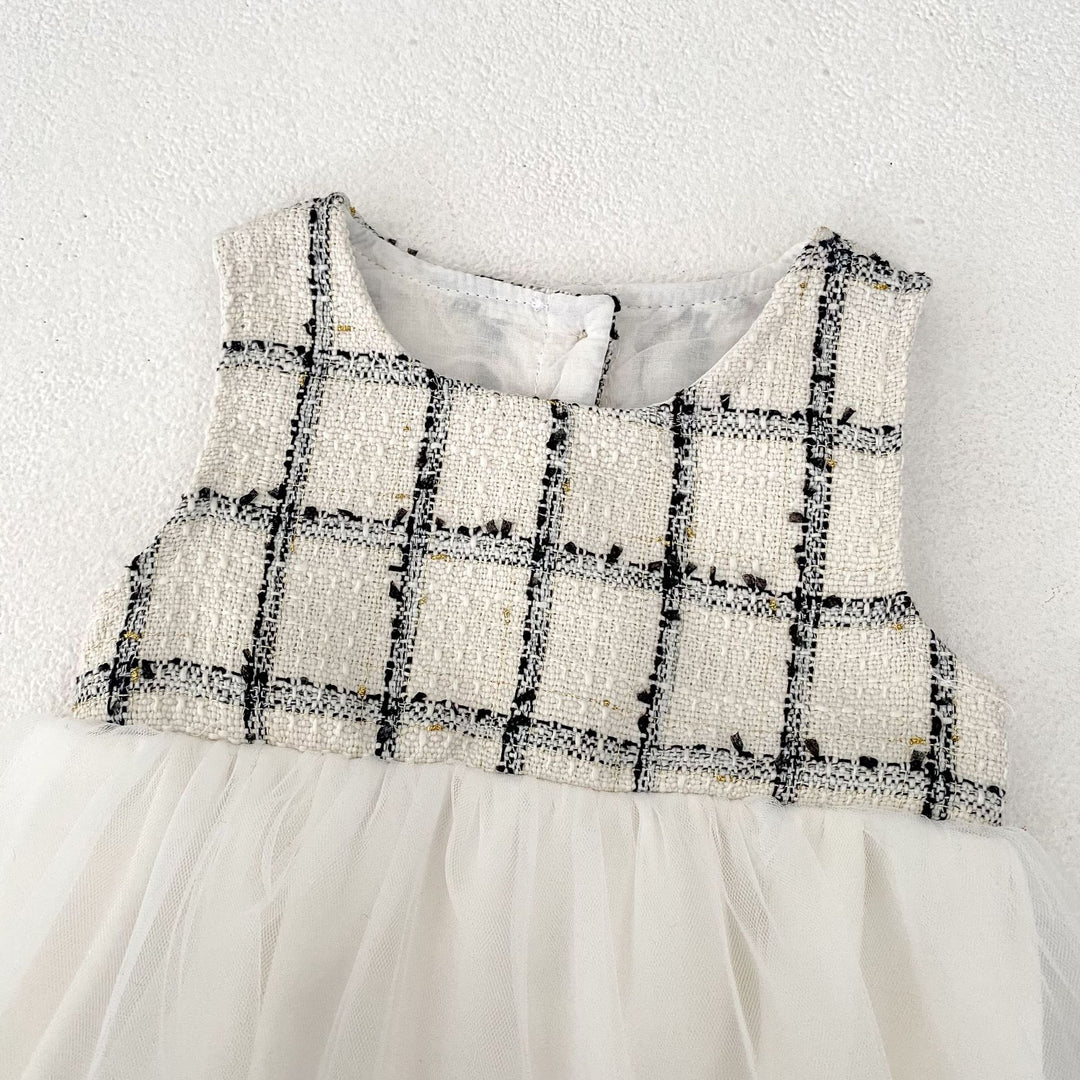 【73-100】ノースリーブチュールロンパース