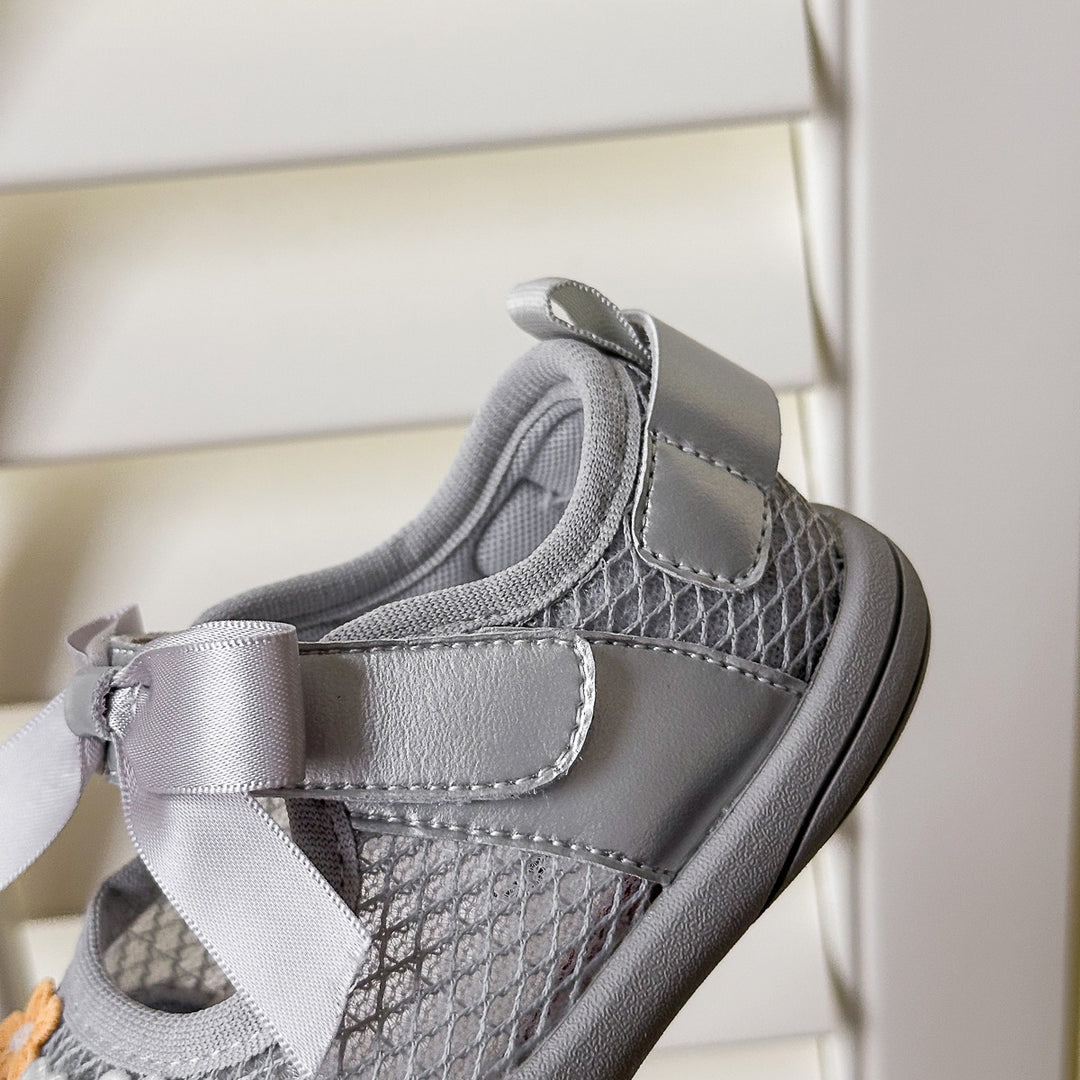 【12.0-16.0】フラワー＆リボンデザインメッシュシューズ