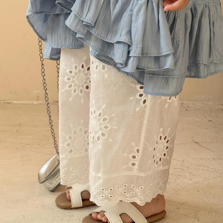 【90-140】花柄刺繍ロングパンツ