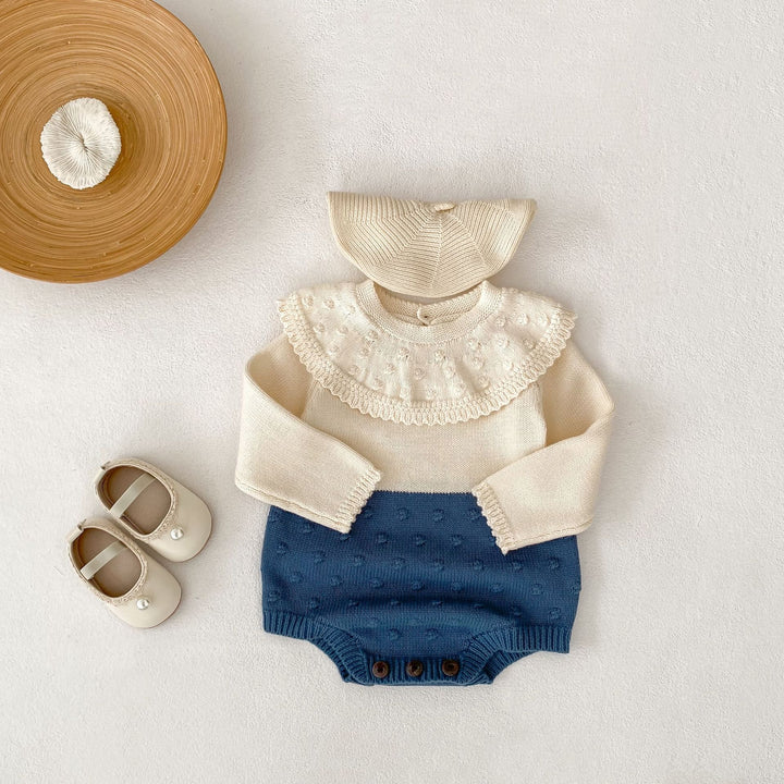 【73-90】ラッフルカラーニットロンパース