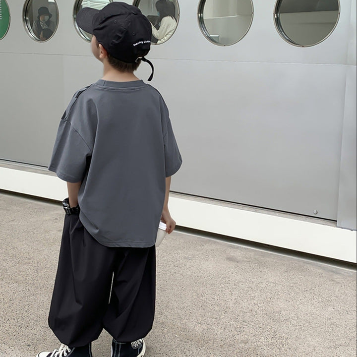 【120-150】英字デザインTシャツ