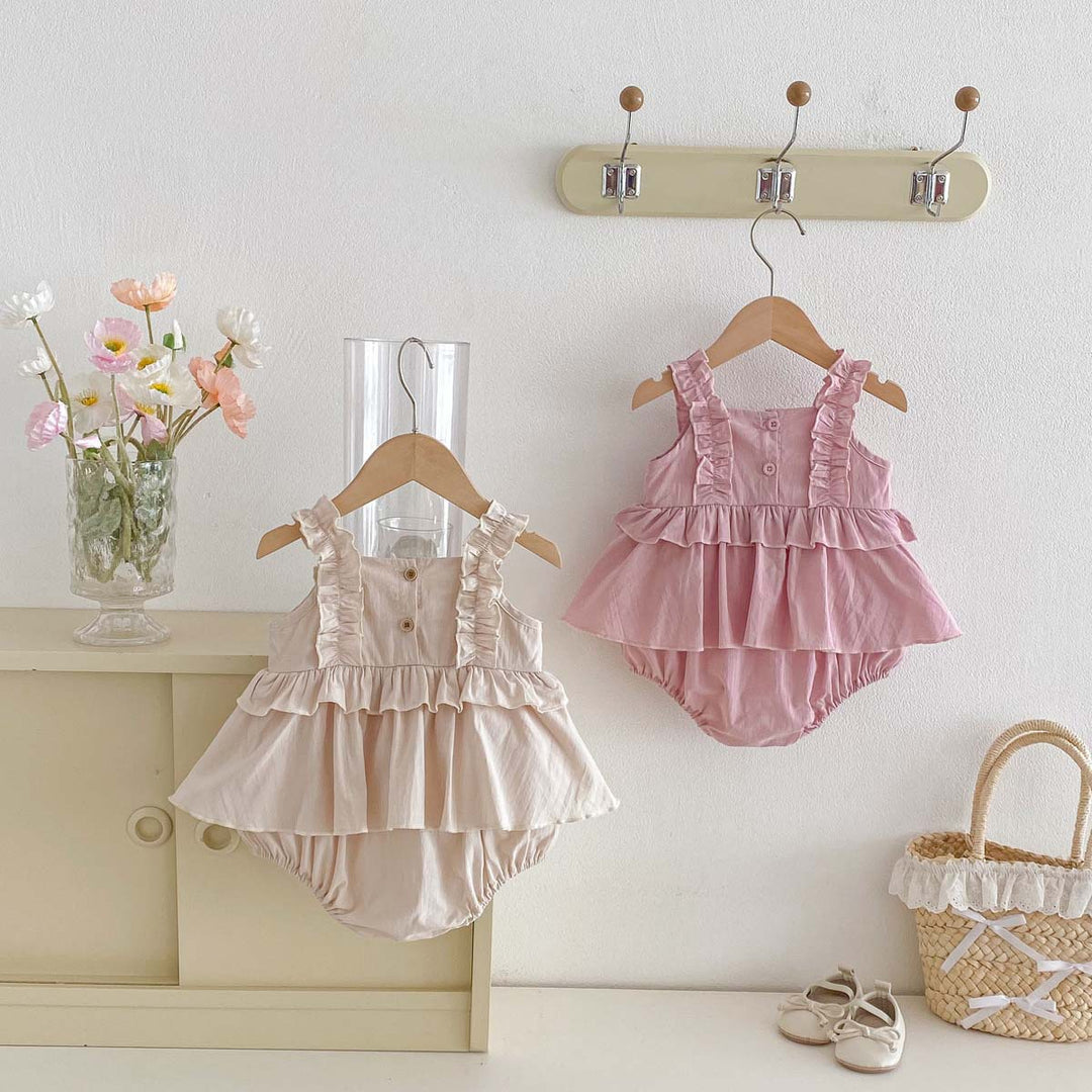 【73-90】フリルデザインキュートロンパース