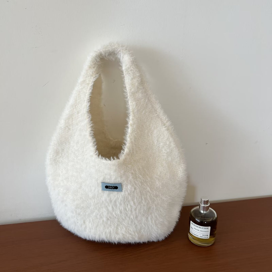 ハーフムーンハンドバッグ