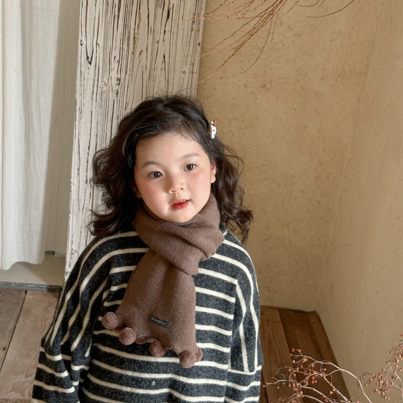 ポンポンデザインマフラー