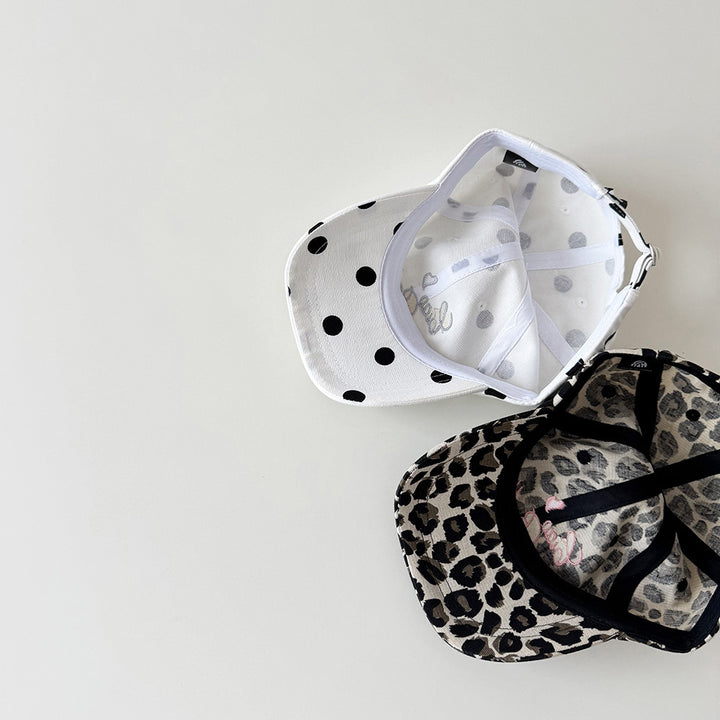 【49-52cm】ロゴ刺繍総柄キャップ