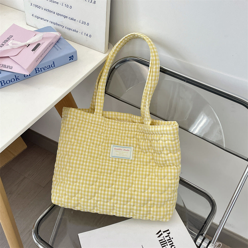 総柄キルティングバッグ