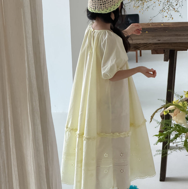 【100-150】レースデザインパフスリーブワンピース