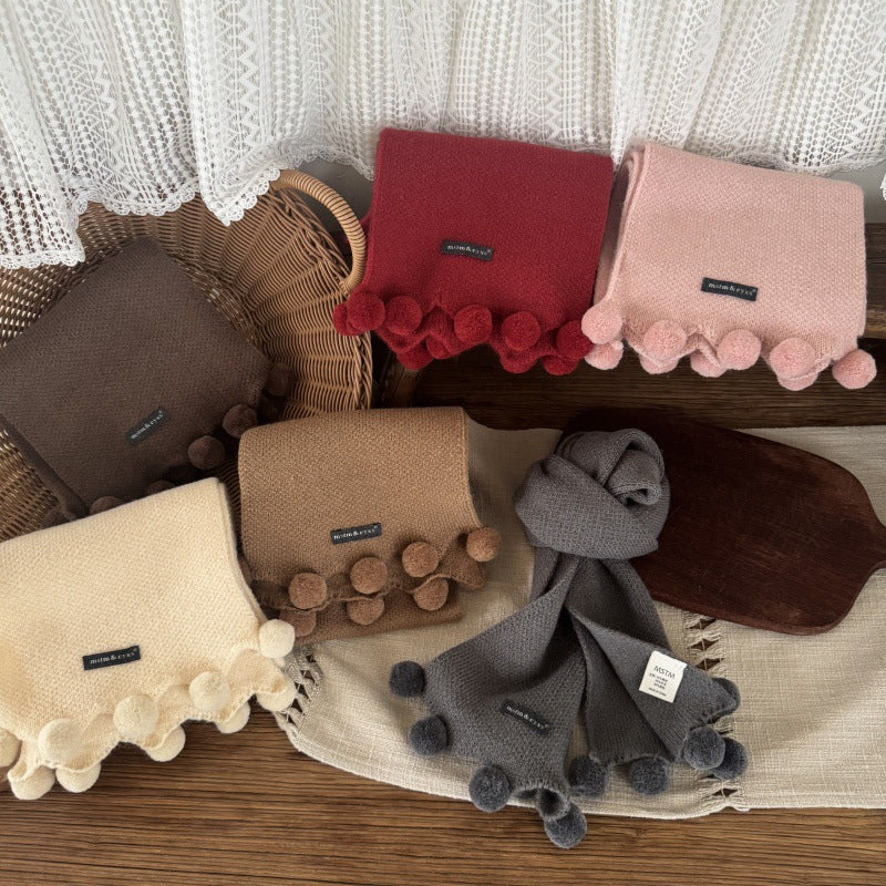 ポンポンデザインマフラー