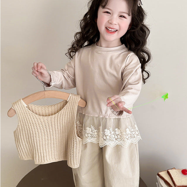 【90-140】レースヘムトップス×ベスト×ロングパンツセット