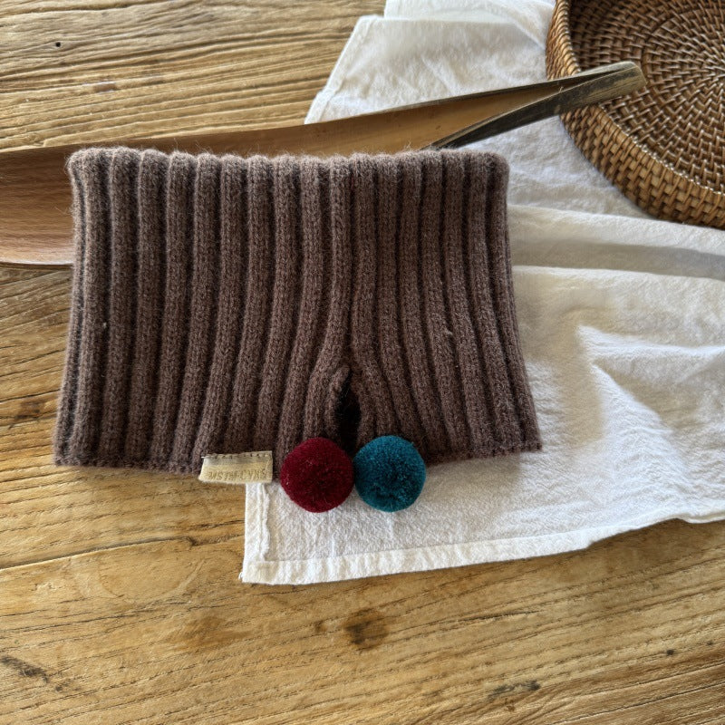 ポンポン付きニットネックウォーマー