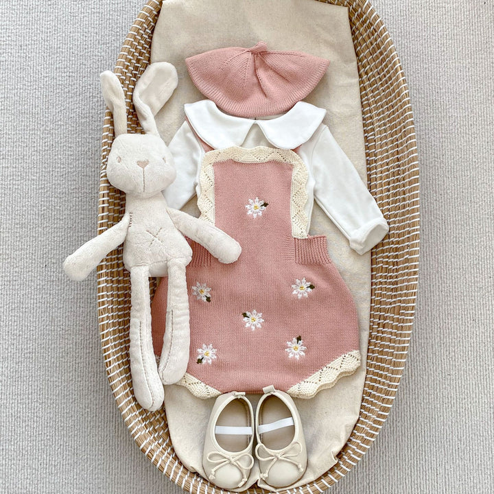 【baby＆kids】フラワー刺繍ニットサロペット
