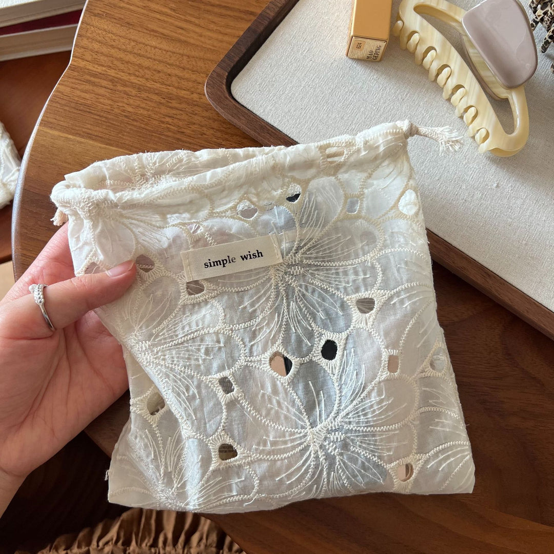 刺繍デザインポーチ