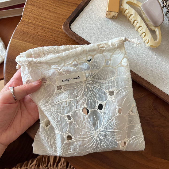 刺繍デザインポーチ