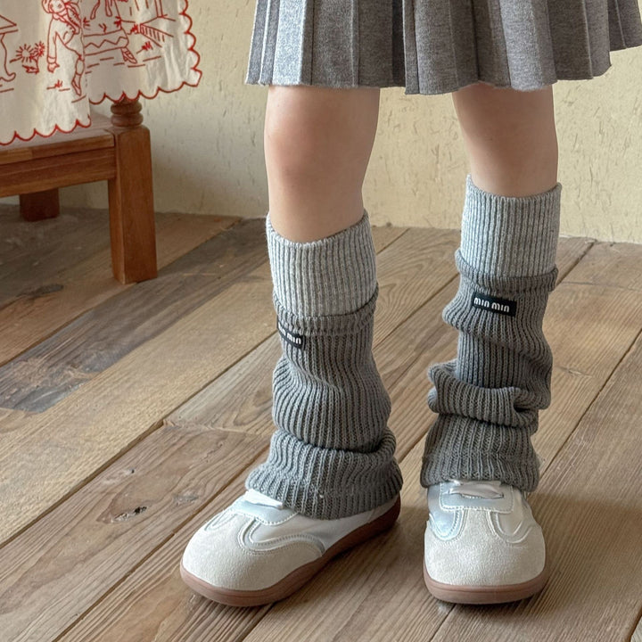 レイヤード風レッグウォーマー