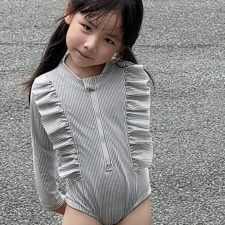 【90-140】細ストライプフリルスイムウェア