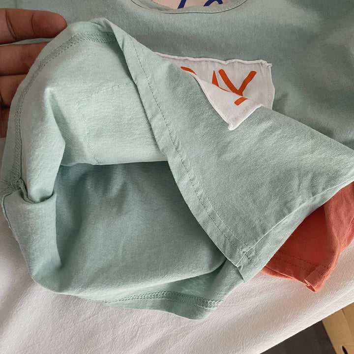 【80-120】ビッグ英字ロゴワッペンTシャツ