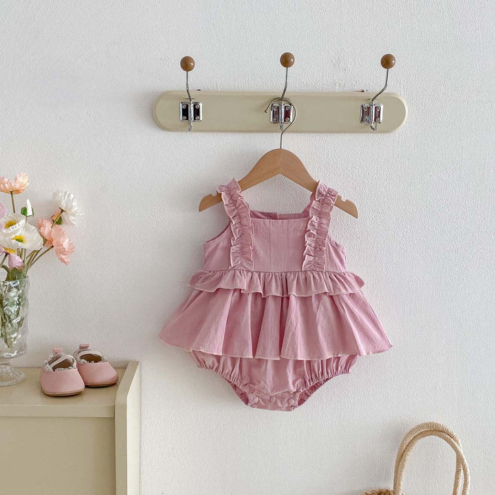 【73-90】フリルデザインキュートロンパース