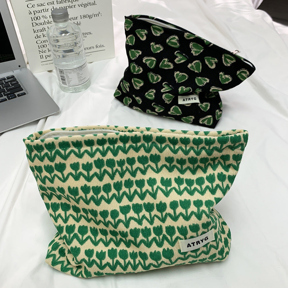 キュートパターンプリントポーチ
