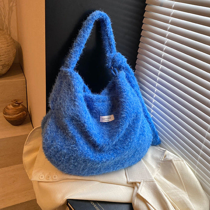 あったかニットショルダーバッグ