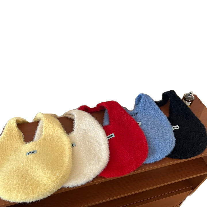 ハーフムーンハンドバッグ