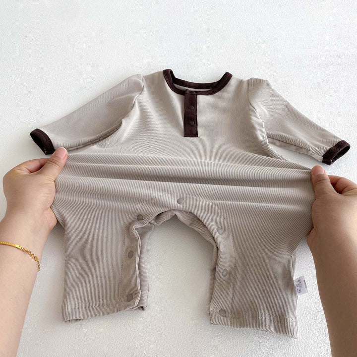 【73-90】帽子付き長袖ロンパース