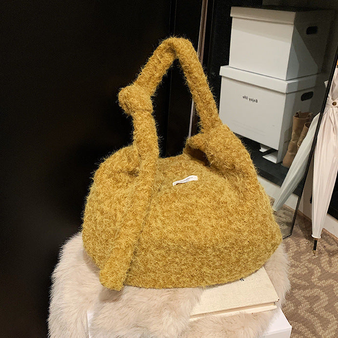 あったかニットショルダーバッグ