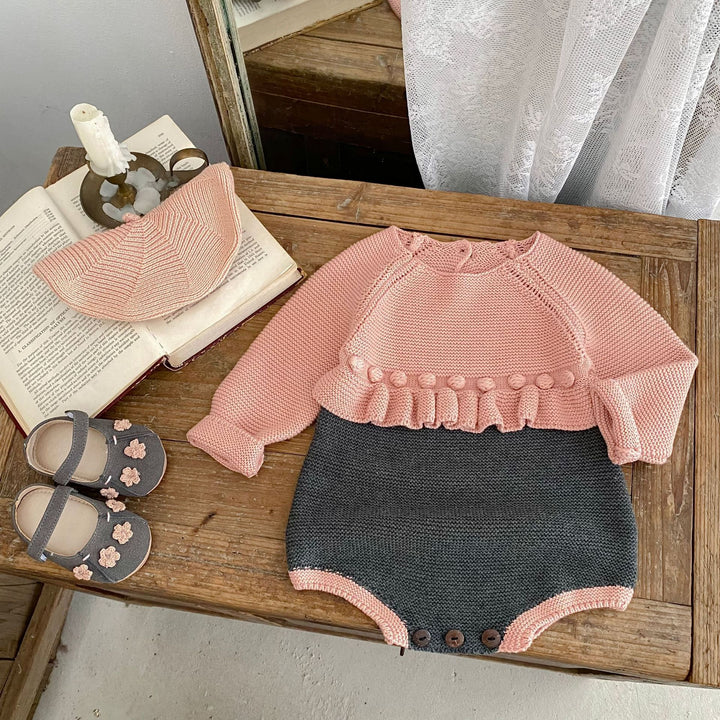 【73-90】バイカラーウエストフリルニットロンパース