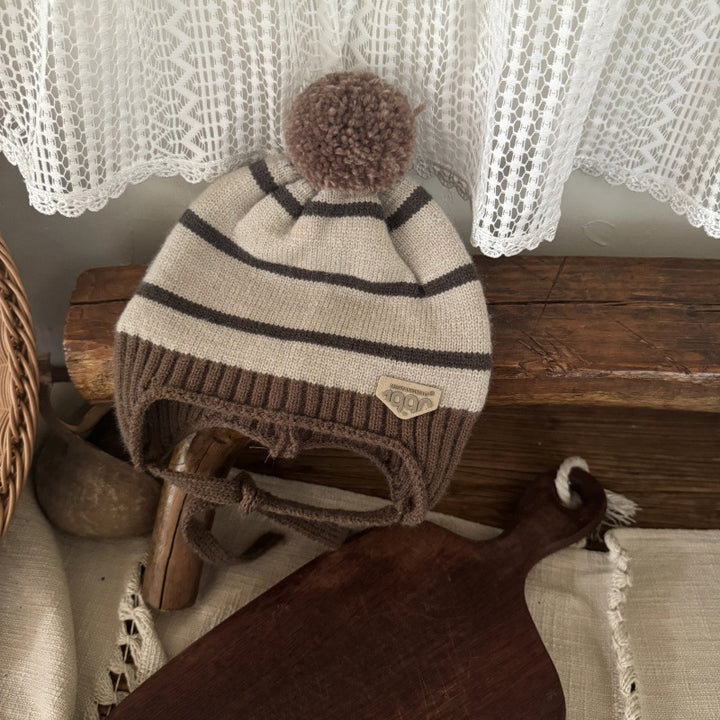 【48-52cm】あご紐付きボーダーニット帽