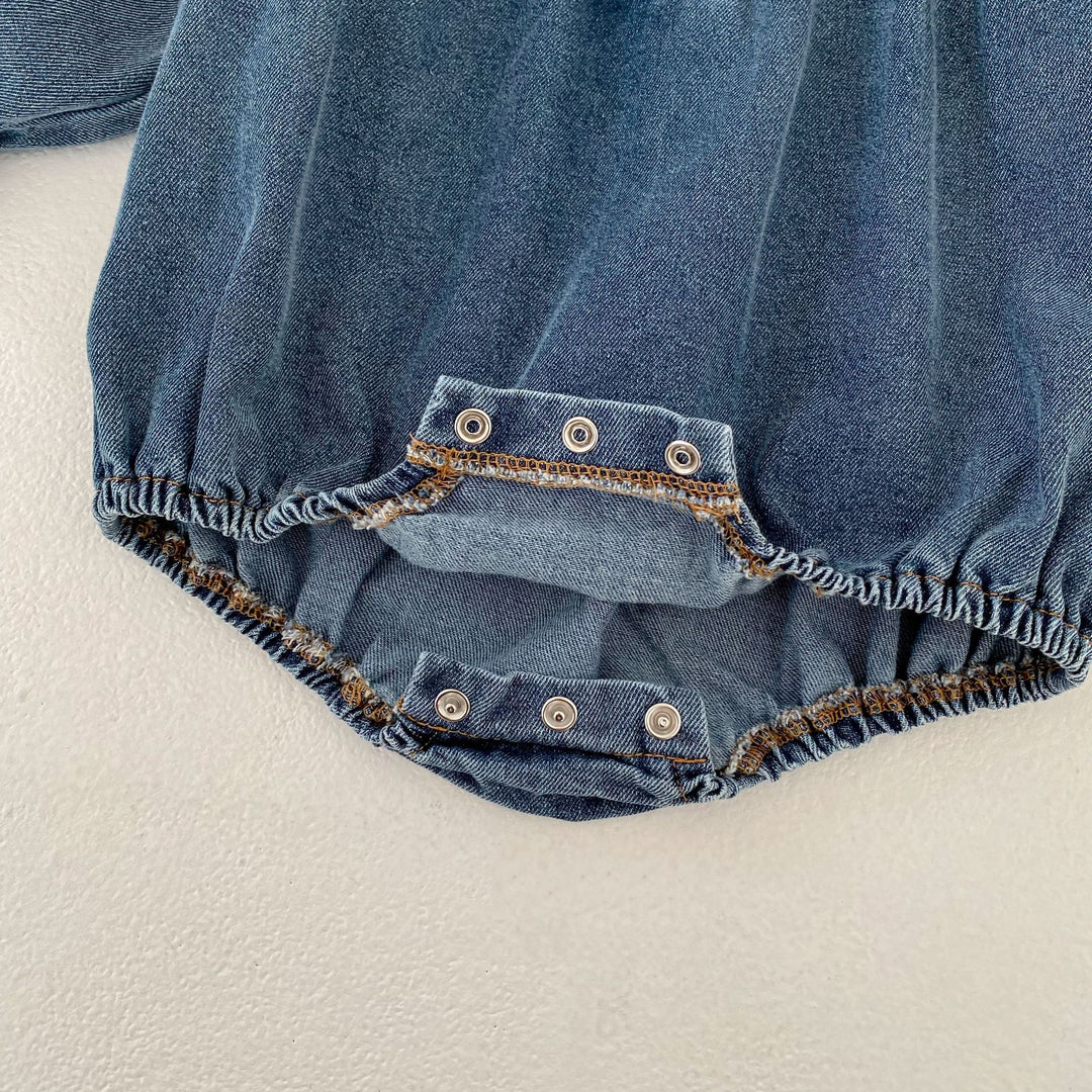 【73-90】レースカラーデニムロンパース