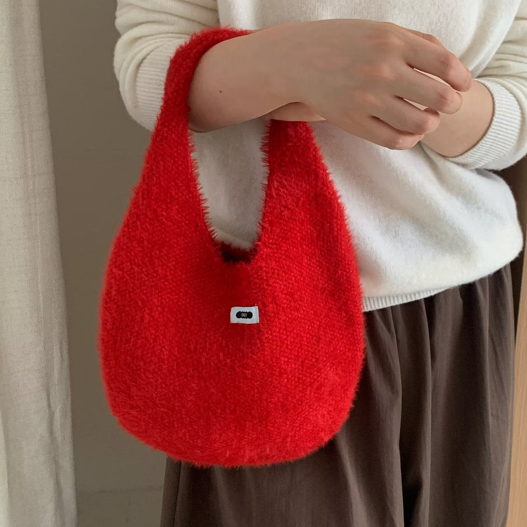 ハーフムーンハンドバッグ