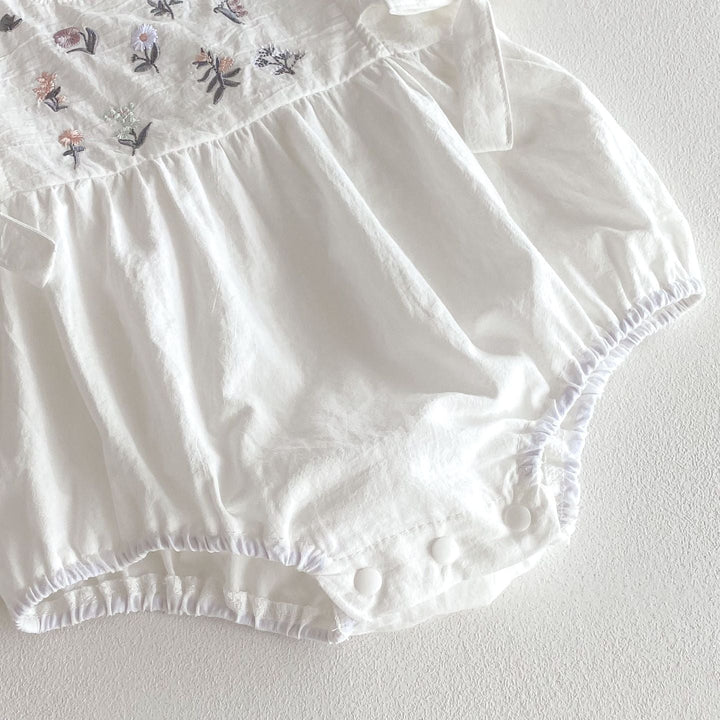 【73-90】花柄刺繍ノースリーブロンパース