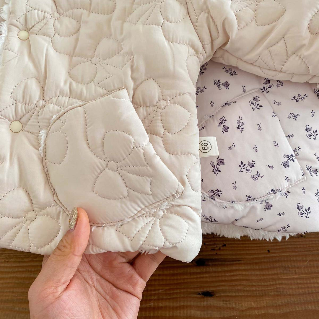 【73-100】リボンフード付きあったかジャケット