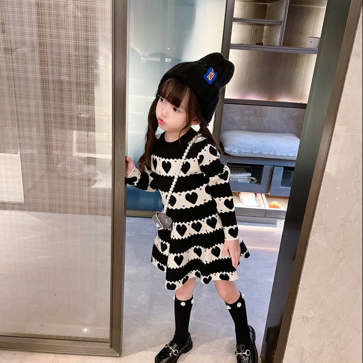【90-140】ハート柄ニットフレアワンピース