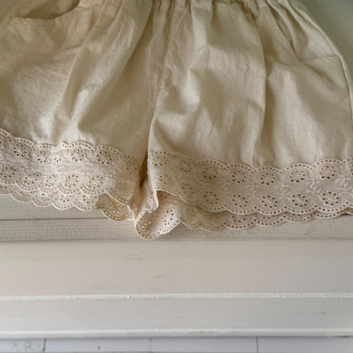 【90-140】レースヘムショートパンツ